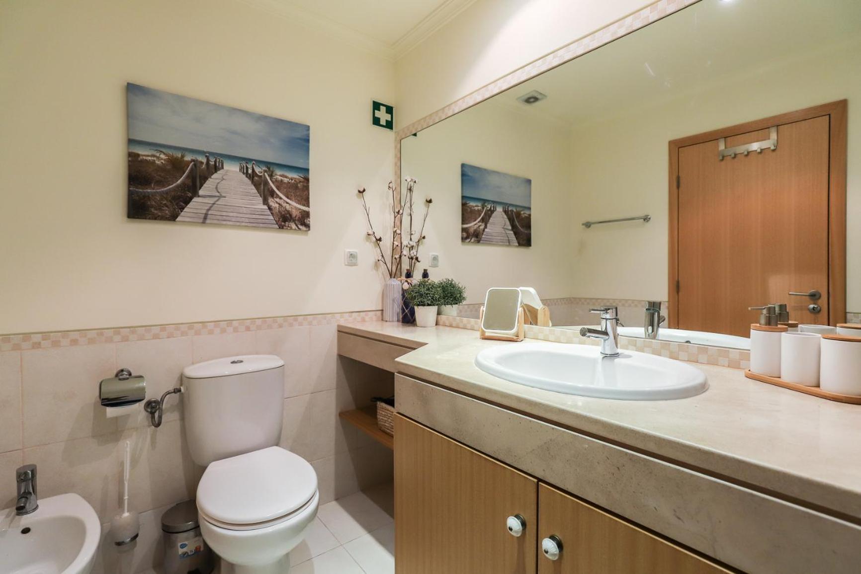 Charming Flat 10 Min Walk To Beach Albufeira Exterior foto